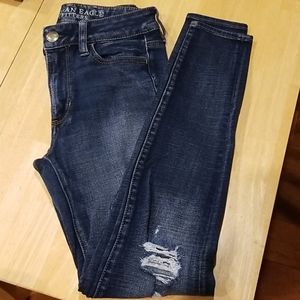 American Eagle Outfitters Dark Wash Women's Distressed Skinny Jeans